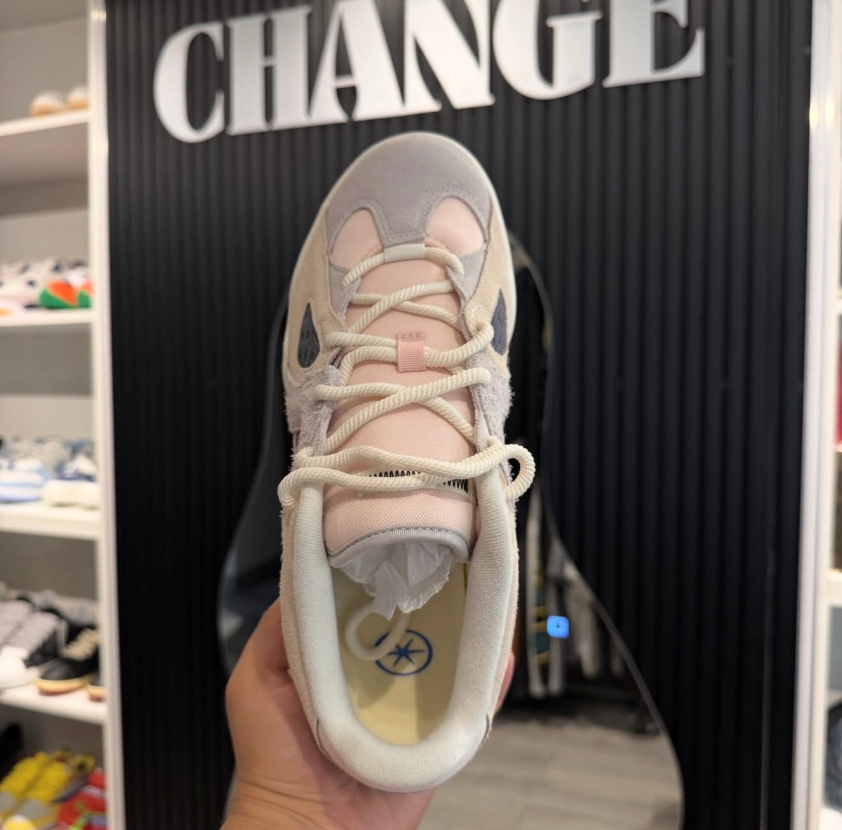 BAD BUNNY 1.1 CHALK WHITE