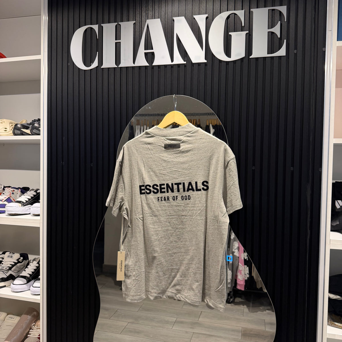 FW22 ESSENTIALS TEE DARK OATMEAL