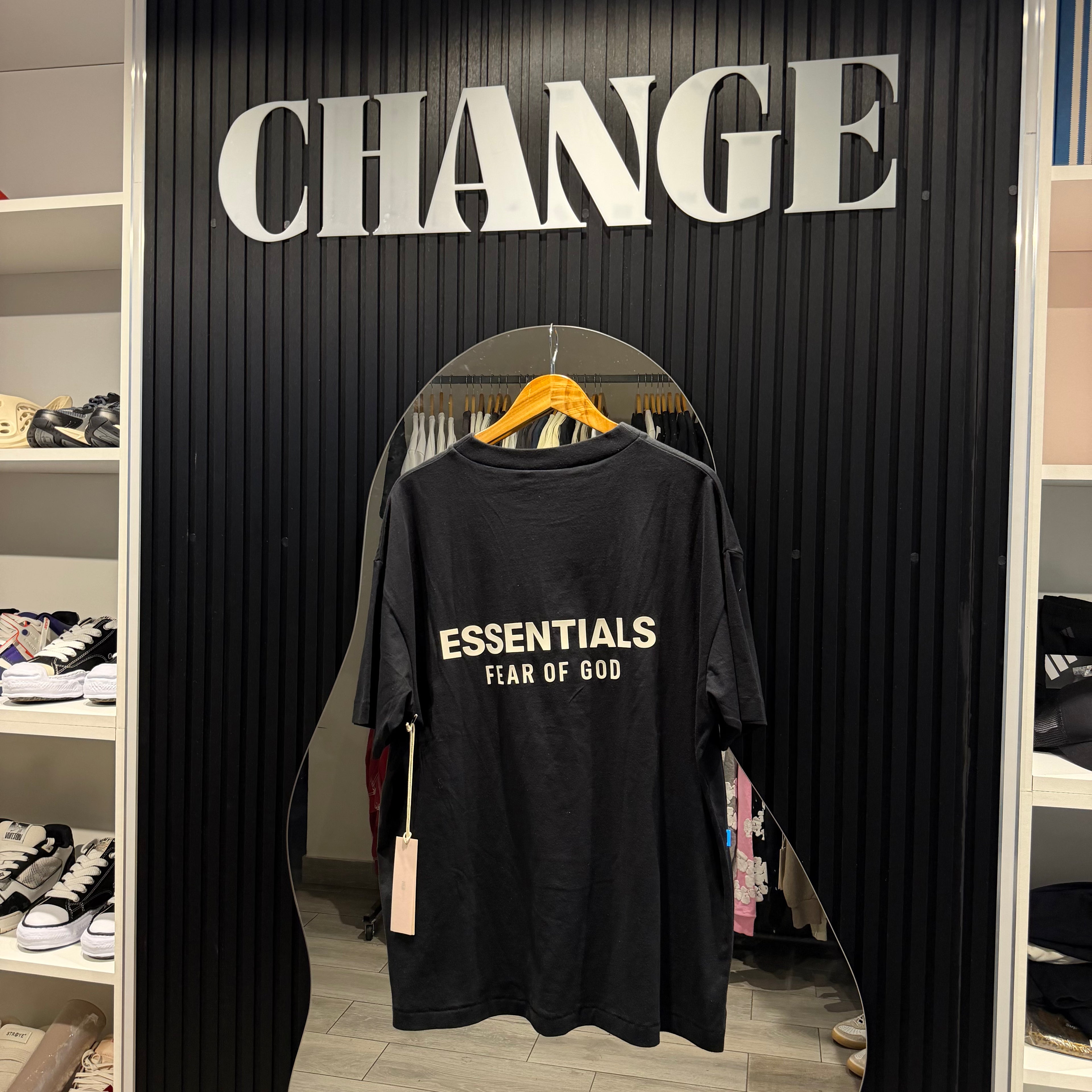 FW24 ESSENTIALS TEE JET BLACK