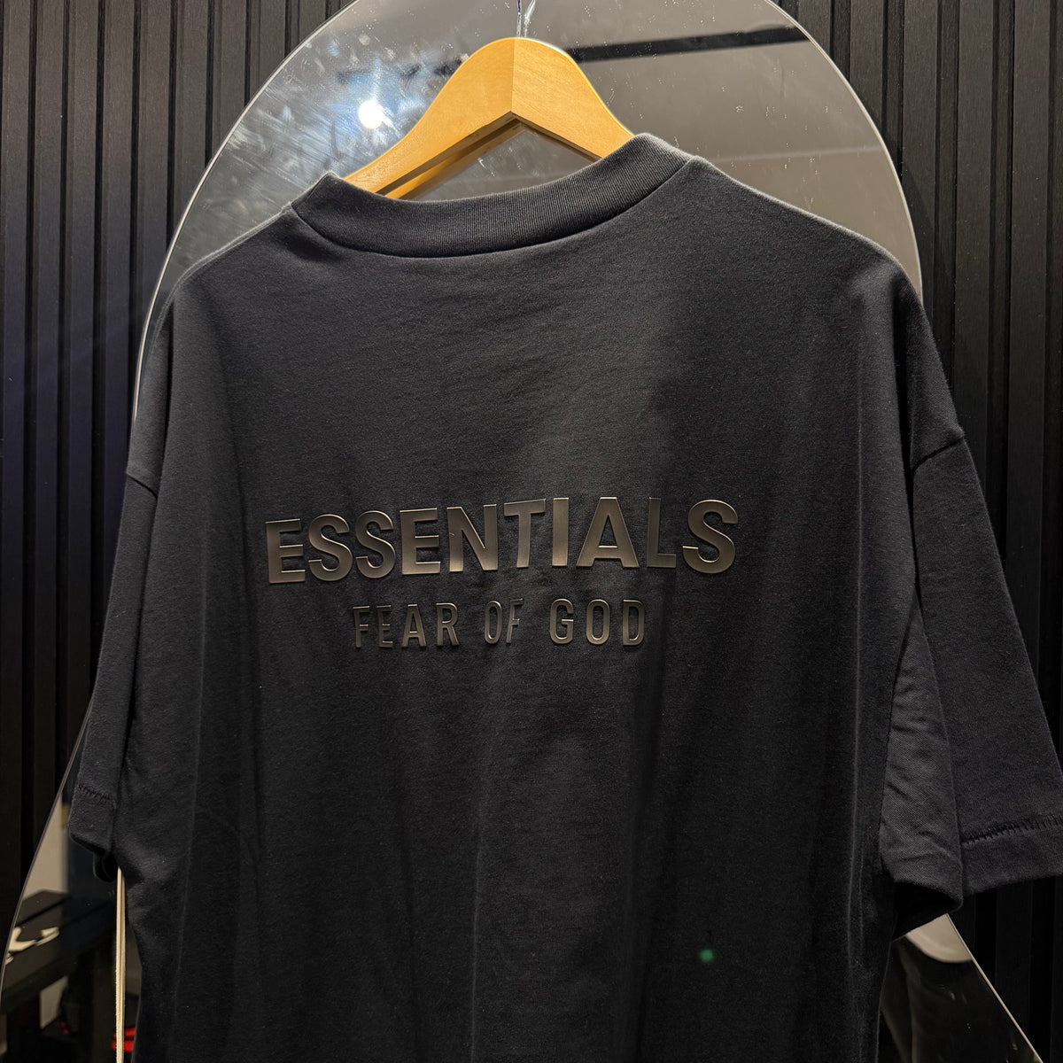 FW25 ESSENTIALS TEE BLACK