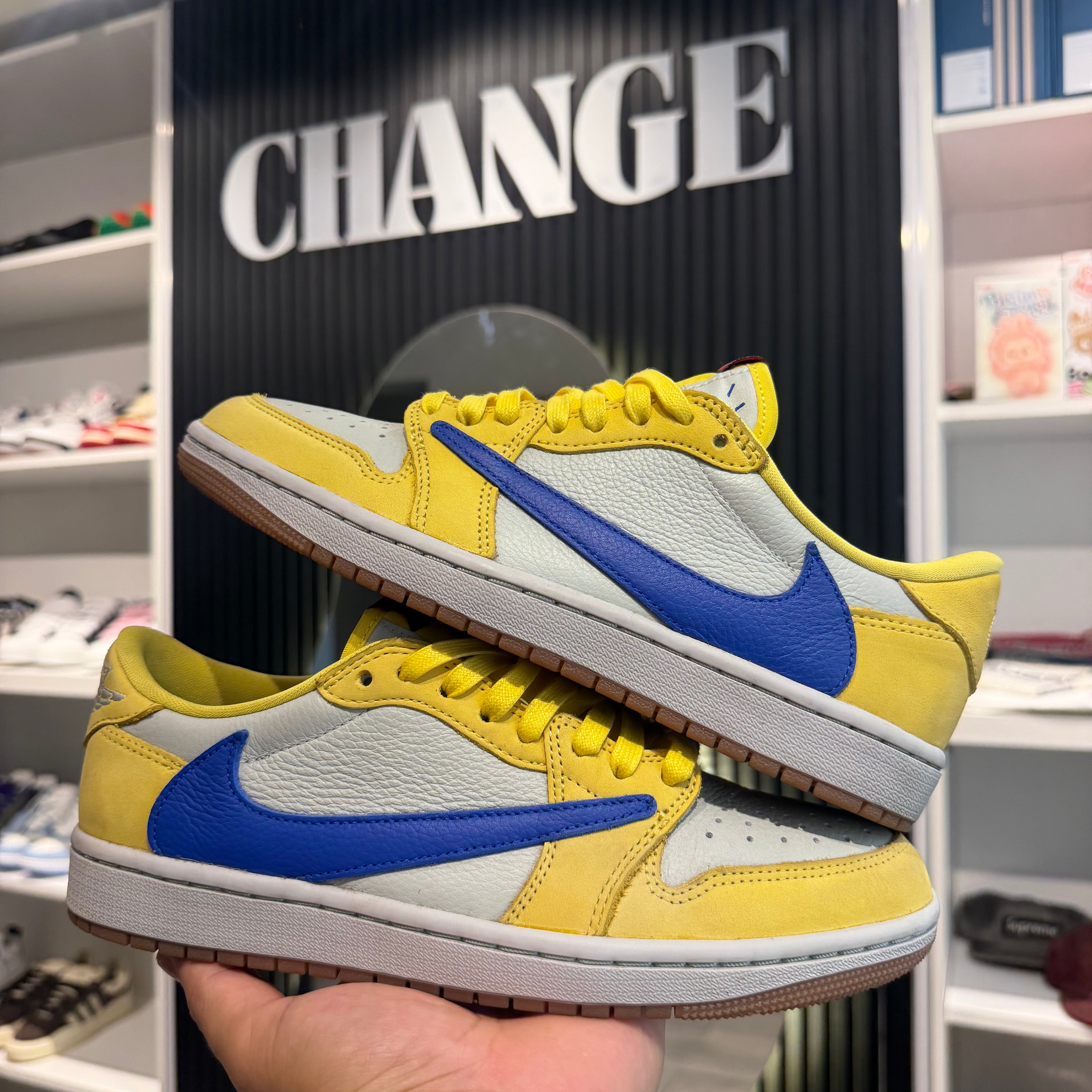 JORDAN 1 TRAVIS SCOTT CANARY (VNDS)