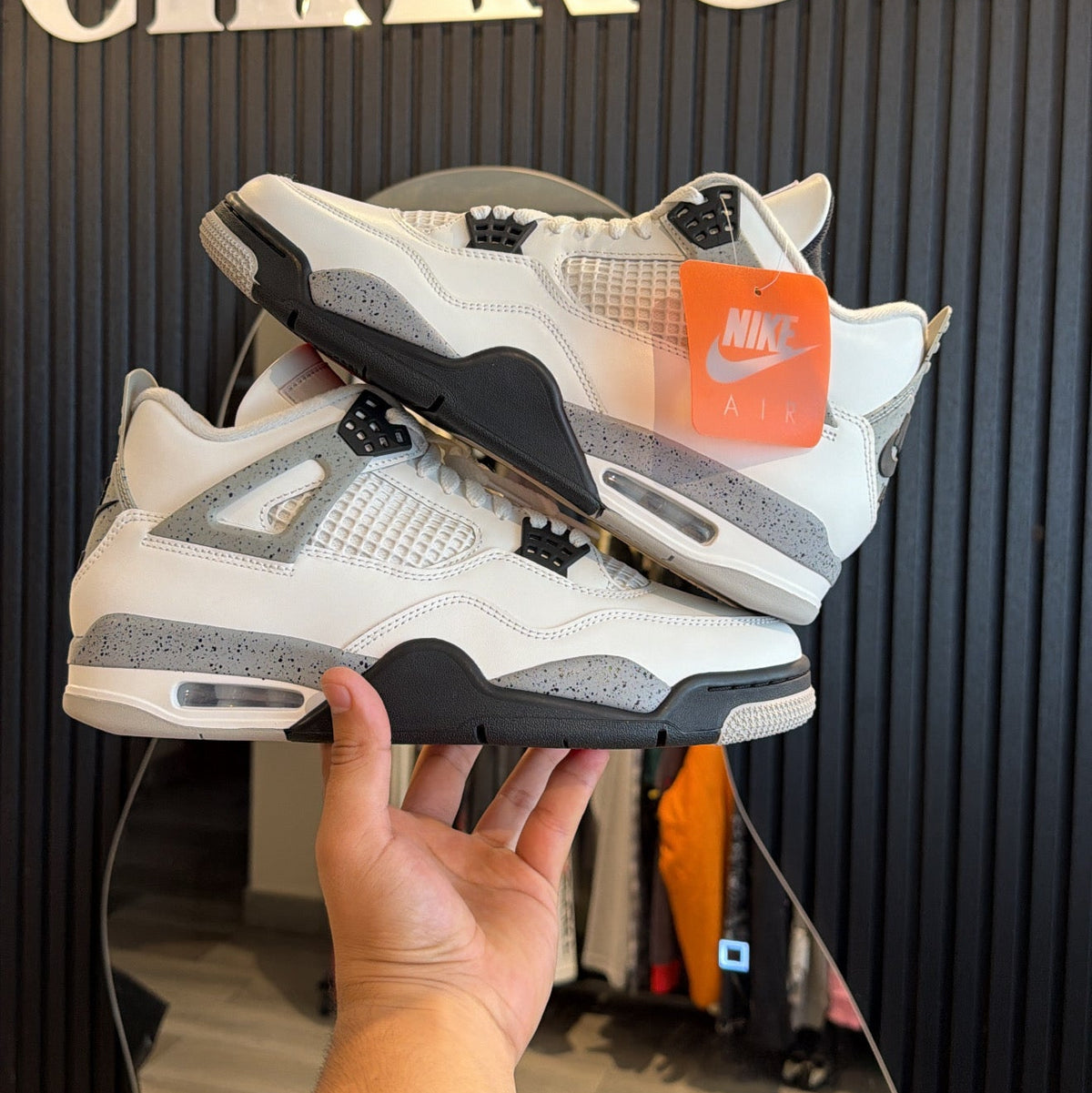 JORDAN 4 RETRO WHITE CEMENT