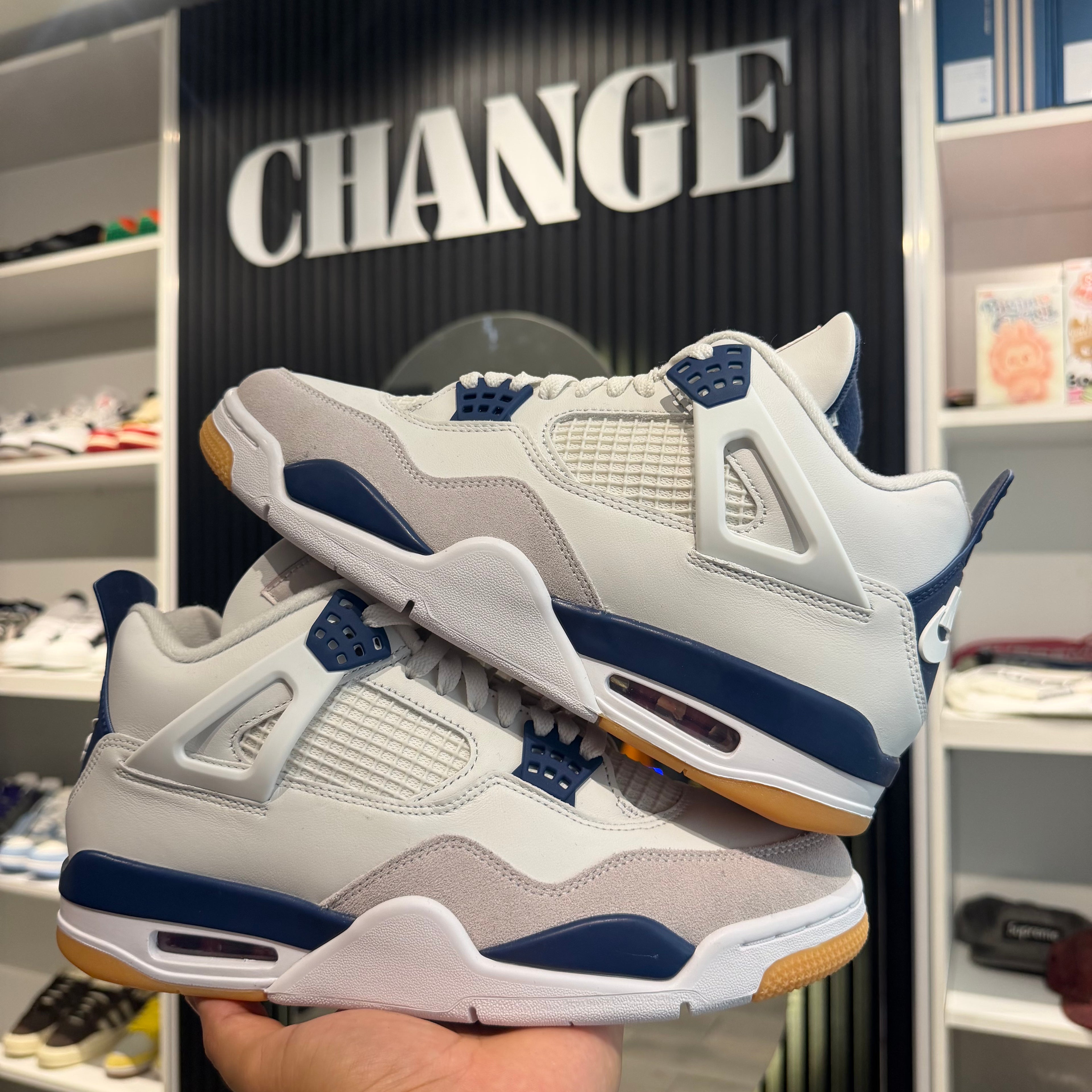JORDAN RETRO 4 SB NAVY