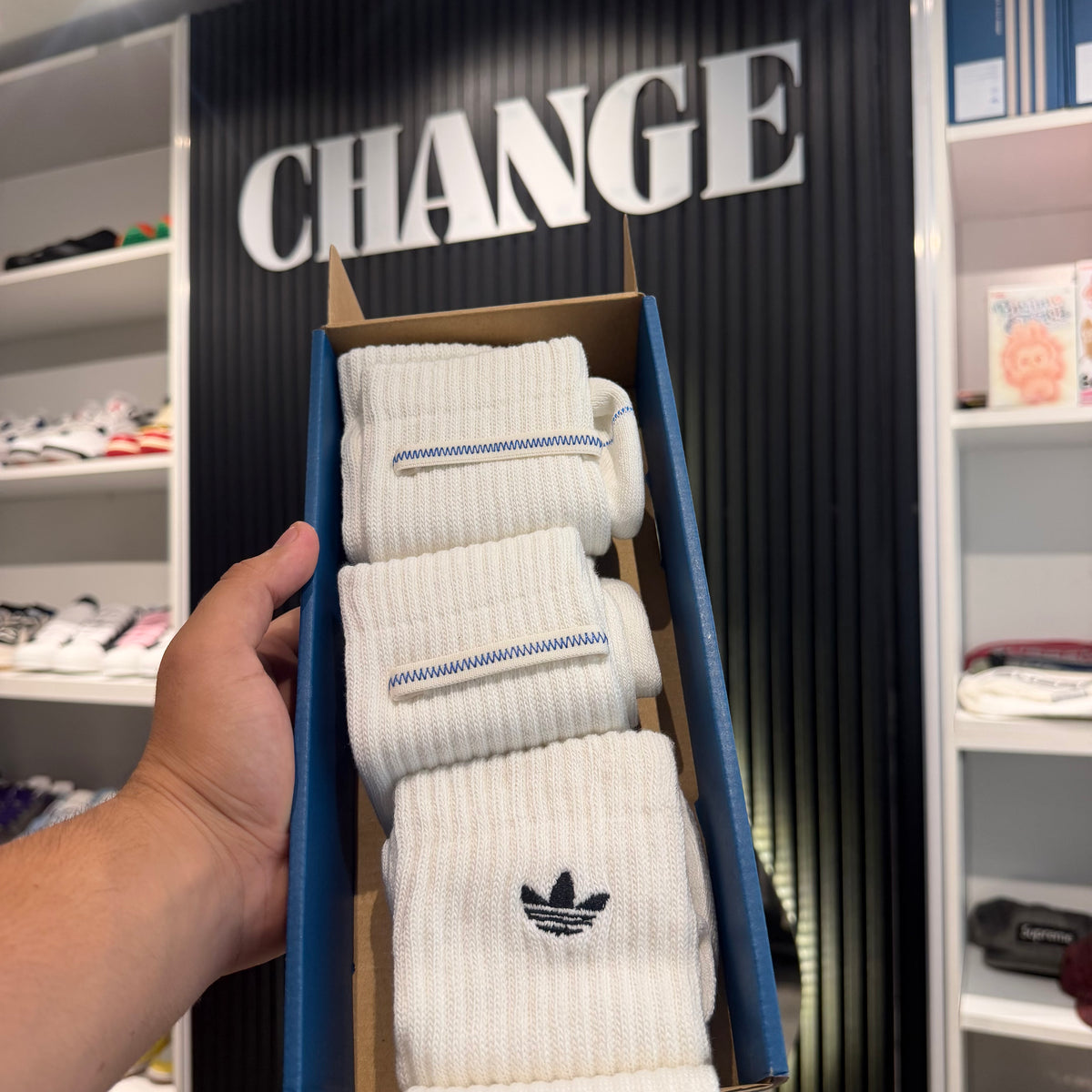 MEDIAS ADIDAS PARA BAD BUNNY