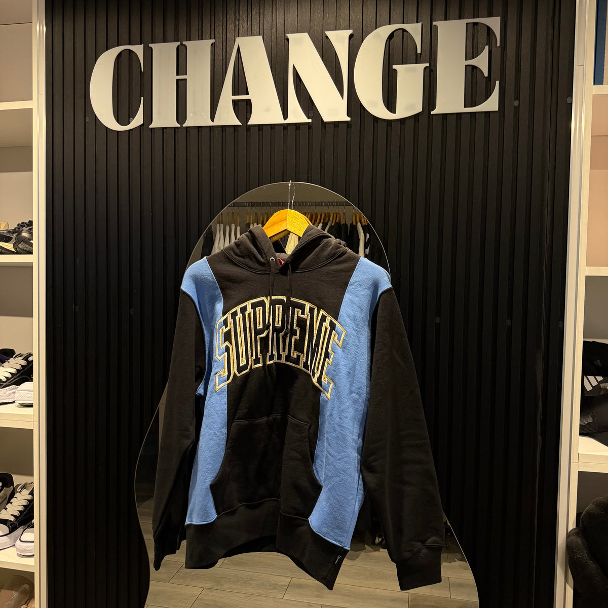 SUPREME HOODED SWEATSHIRT BLACK FW19