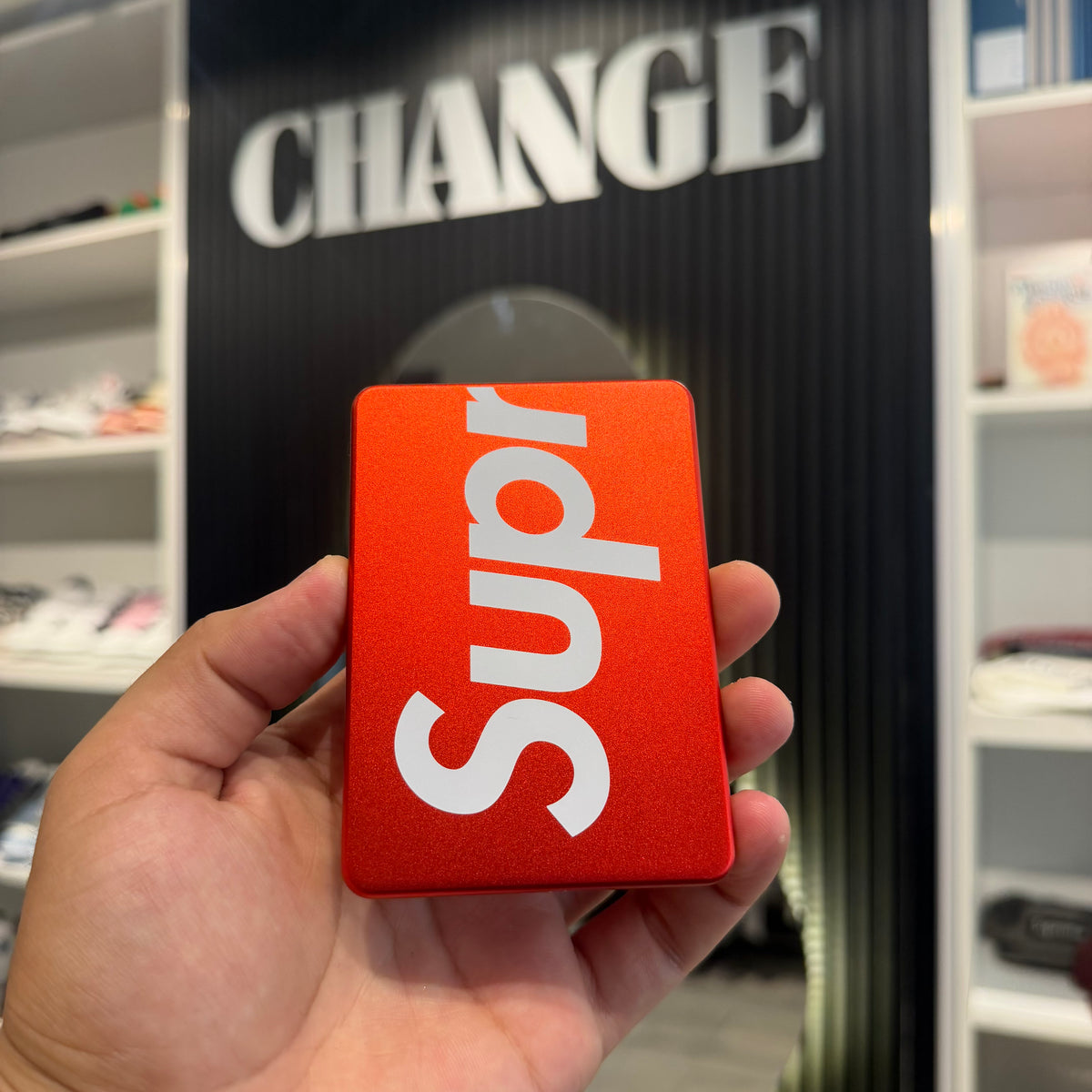 SUPREME MOPHIE POWERBANK ROJO
