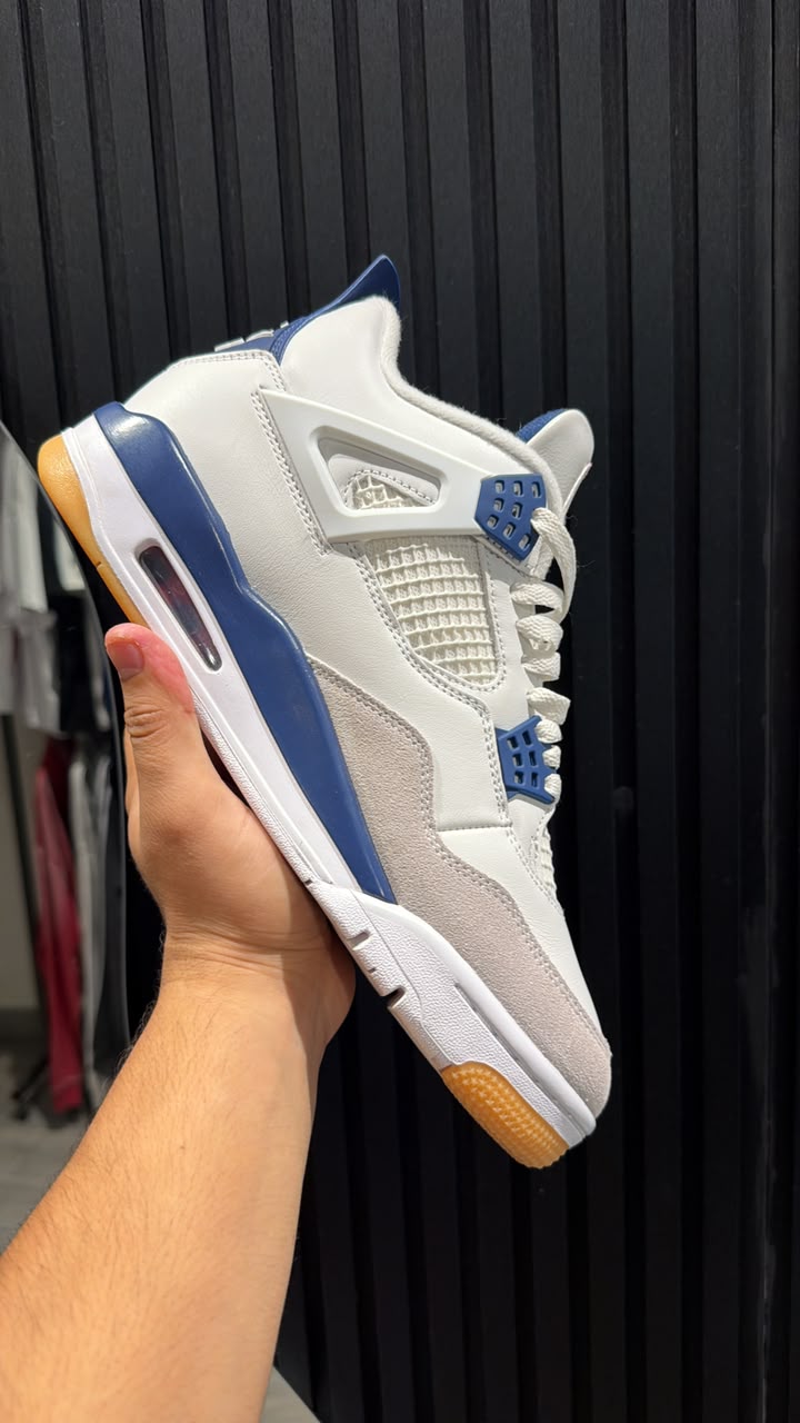 JORDAN RETRO 4 SB NAVY (VNDS)