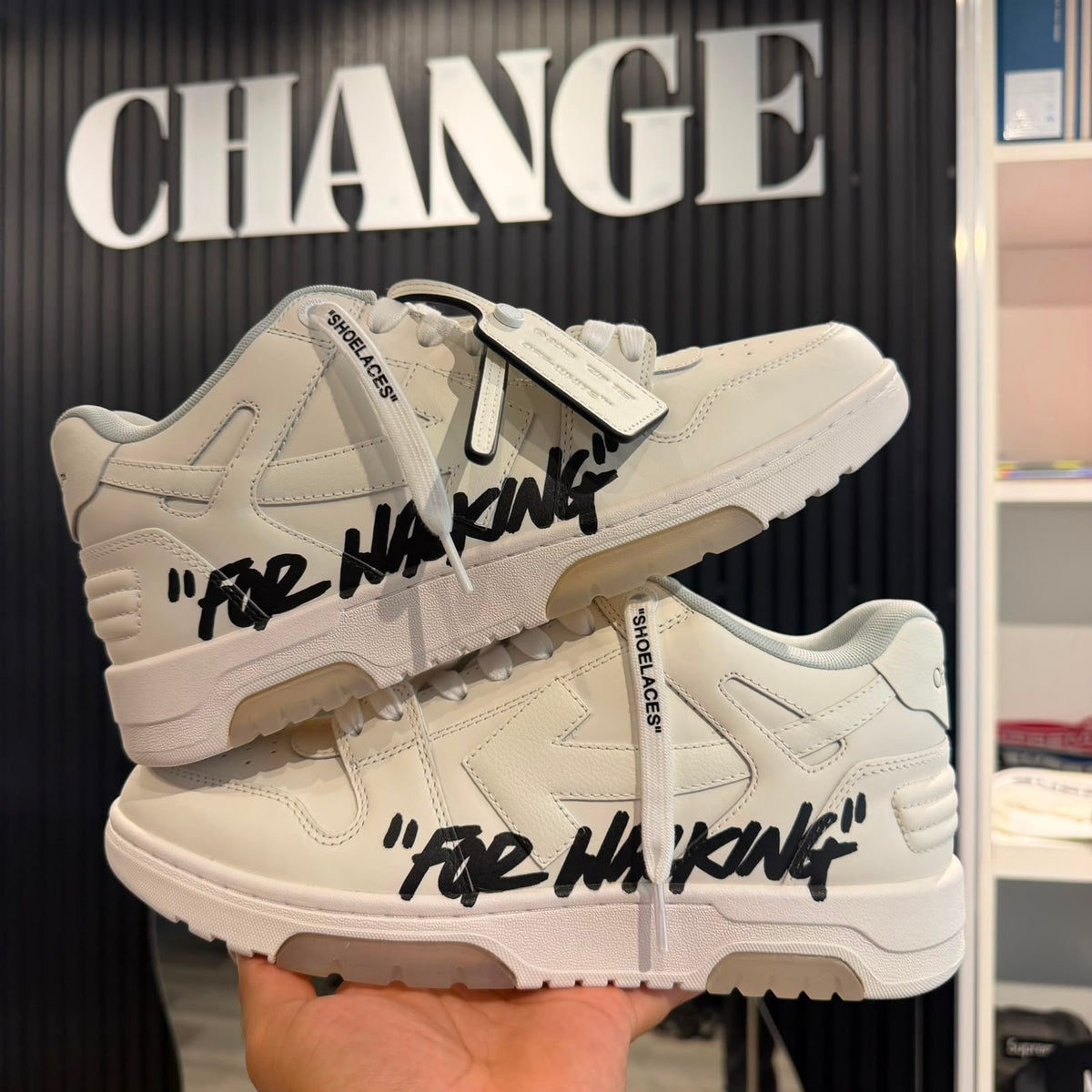 OFF WHITE “FOR WALKING” BLANCAS