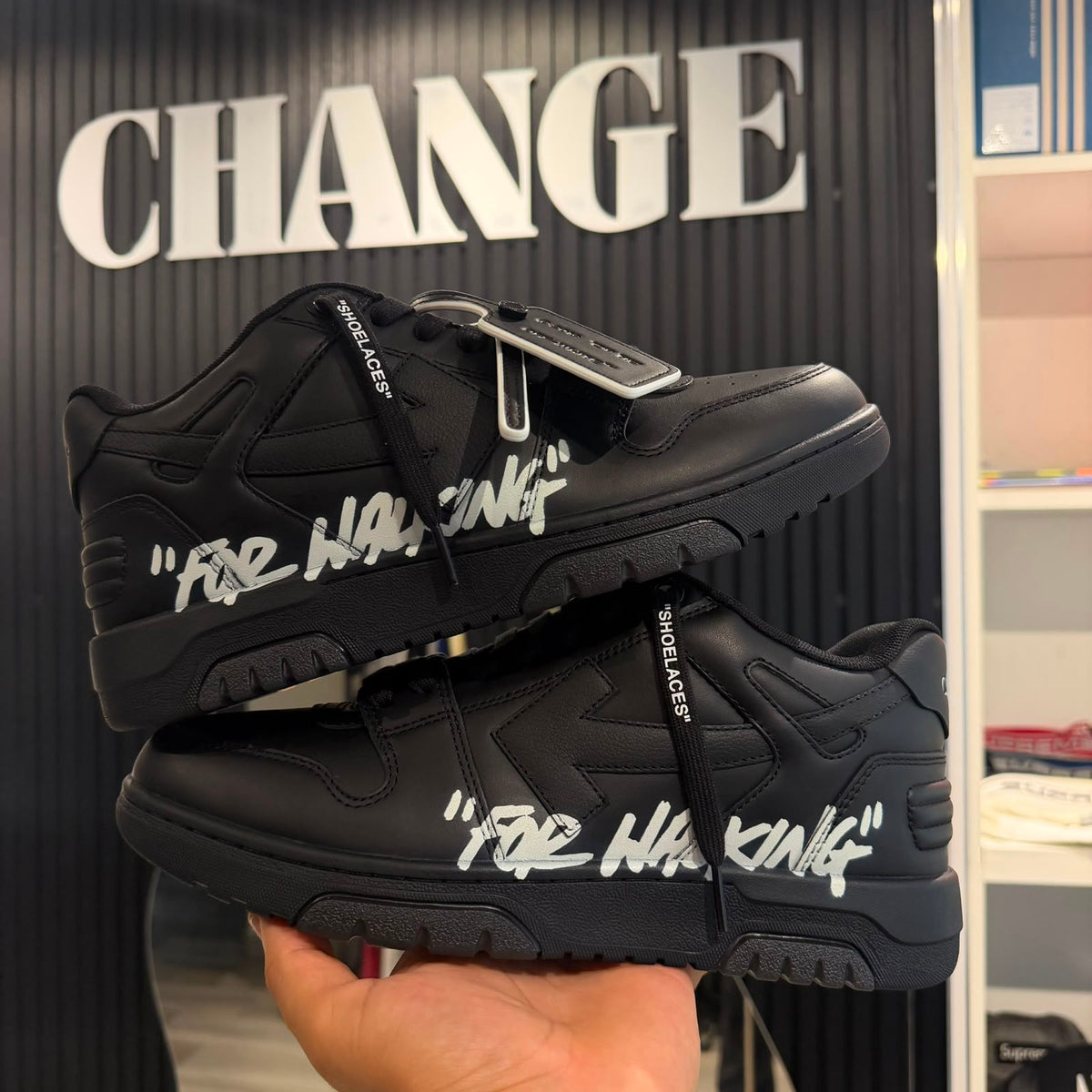 OFF WHITE “FOR WALKING” NEGRA