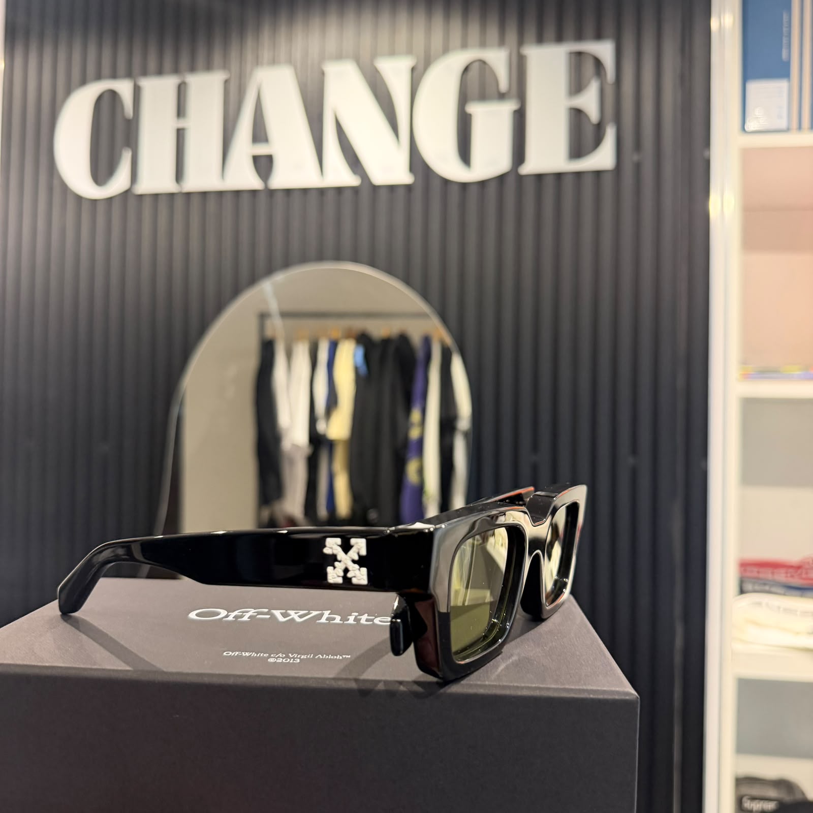 OFF WHITE VIRGIL LENTES