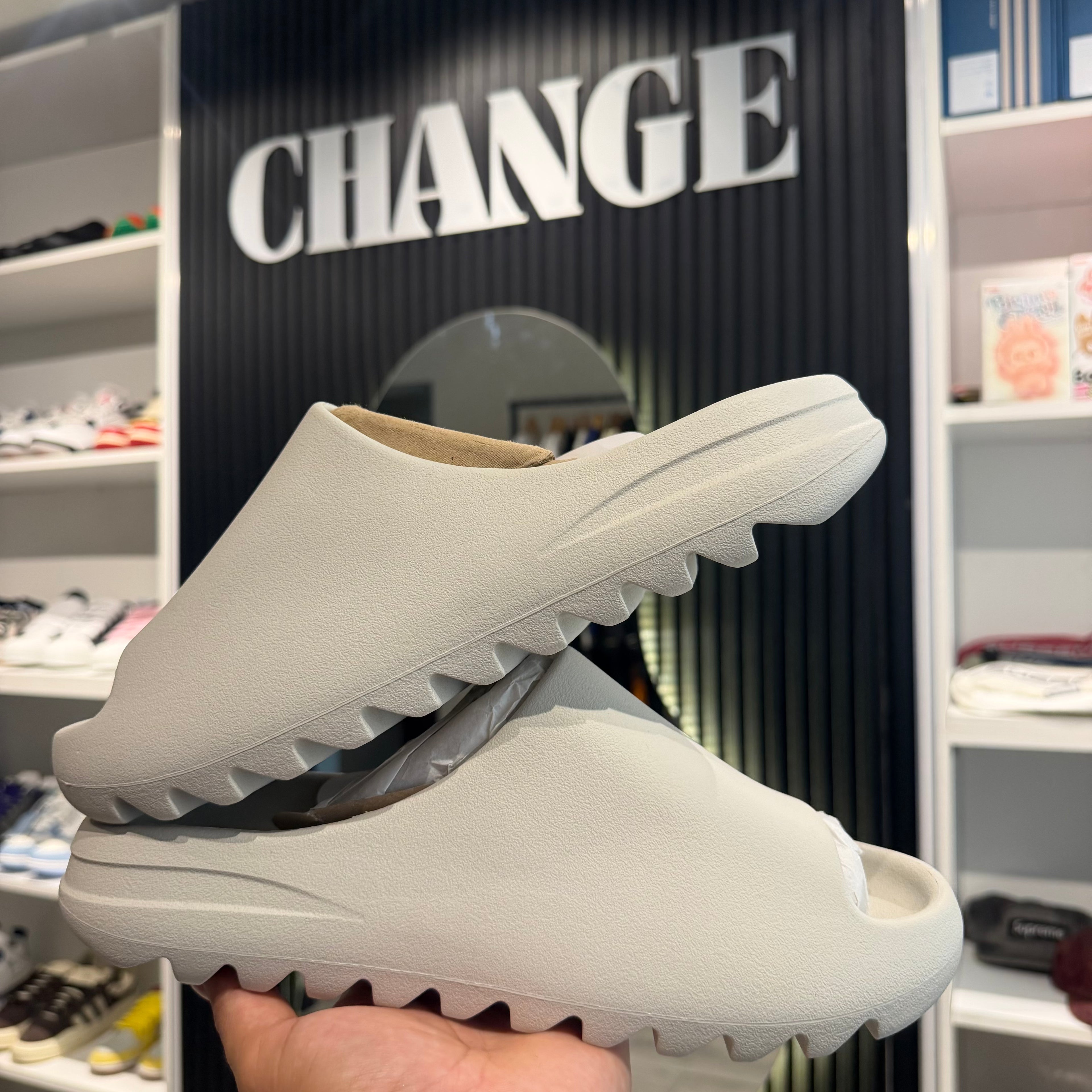 YS-01 CREAM